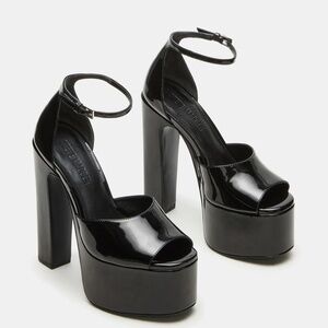 Steve Madden Nightfall Platform sandals